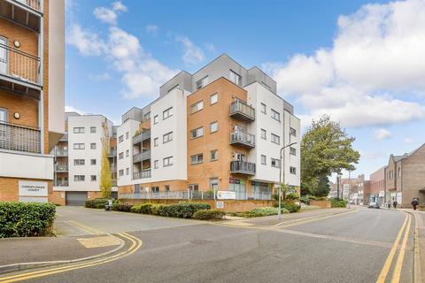 Sovereign Way, Tonbridge, Kent