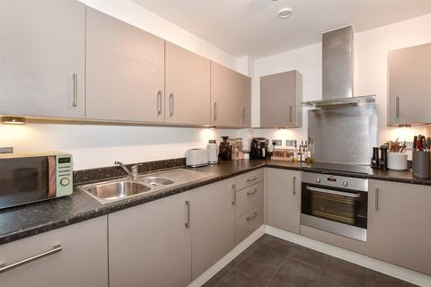 2 bedroom flat for sale, Sovereign Way, Tonbridge, Kent