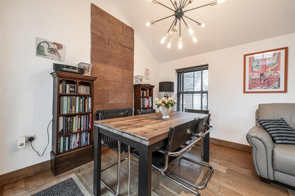 Lounge and dining area
