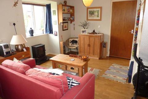 1 bedroom semi-detached house to rent, Marlborough