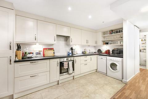 2 bedroom apartment to rent, Jacob Street, London, SE1