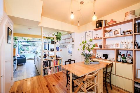 45 Lancaster Road, Walthamstow, London, E17 6AH