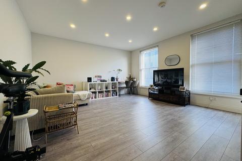 1 bedroom apartment to rent, 21-23 Chatsworth road, London E5