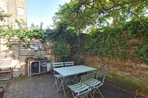 4 bedroom terraced house for sale, Quentin Road, London, SE13