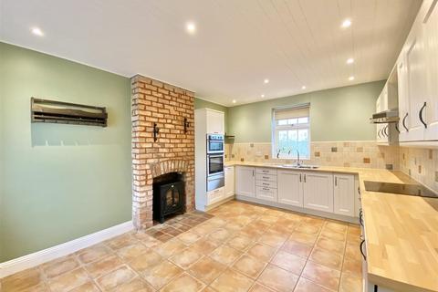 3 bedroom detached house for sale, Low Street, Kirkby Fleetham, Northallerton