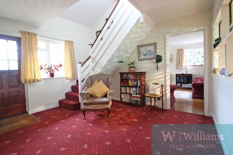 4 bedroom chalet for sale, Fishbourne Lane, Fishbourne, Ryde