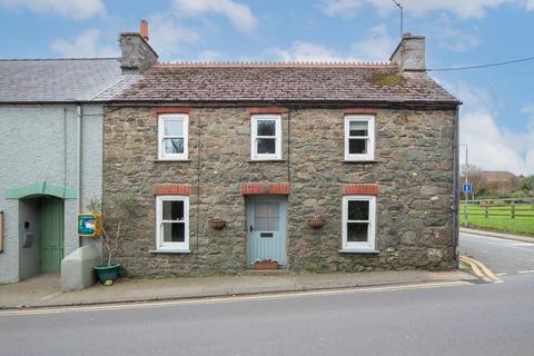 3 bedroom end of terrace house for sale, High Street, Solva SA62