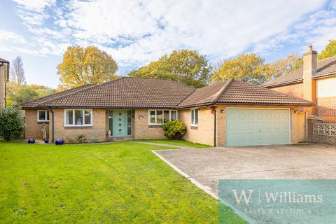 3 bedroom detached bungalow for sale, The Poplars, Fishbourne