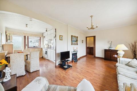 22 Cartside Road, Clarkston, Glasgow, G76 8QQ