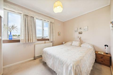 22 Cartside Road, Clarkston, Glasgow, G76 8QQ