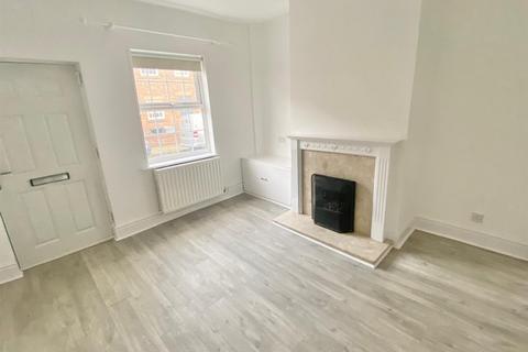 2 bedroom terraced house for sale, St. Georges Street, Macclesfield