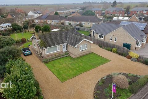 3 bedroom detached bungalow for sale, Upwell Road, Christchurch