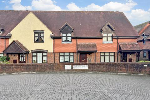 2 bedroom terraced house for sale, Thornton Meadow, Wisborough Green, Billingshurst, West Sussex