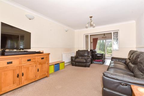 4 bedroom semi-detached house for sale, The Avenue, Greenacres, Aylesford, Kent