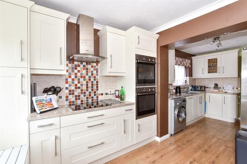 4 bedroom semi-detached house for sale, The Avenue, Greenacres, Aylesford, Kent