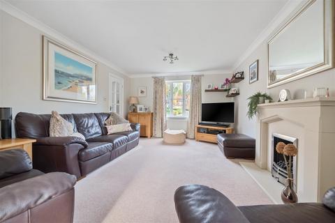 42 Button Lane, Bearsted, Maidstone, ME15 8DW