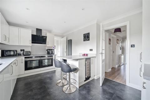 42 Button Lane, Bearsted, Maidstone, ME15 8DW