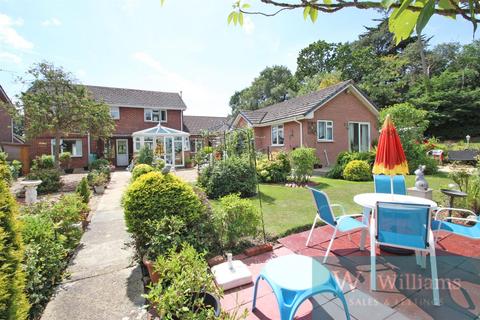 4 bedroom detached house for sale, Packsfield Lane, Wootton Bridge, Ryde