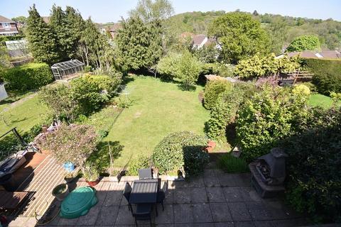 42 Aldrin Road, Exeter, EX4 5DN