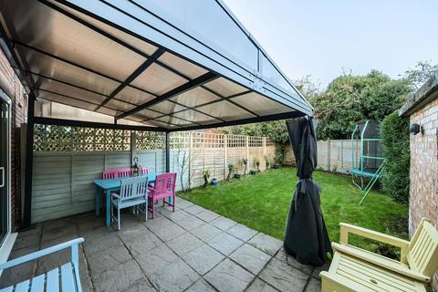 1 bedroom maisonette for sale, Rickmansworth,  Hertfordshire,  WD3