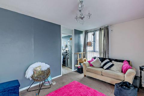 1 bedroom flat for sale, Sweetbriar Street, Gloucester, GL1