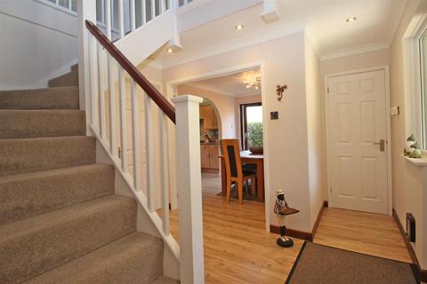 4 bedroom detached house for sale, Woodside Avenue, Alverstone Garden Village, Sandown