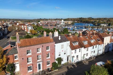 3 bedroom townhouse for sale, Nelson Place, Lymington, SO41