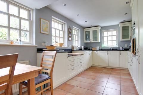 3 bedroom townhouse for sale, Nelson Place, Lymington, SO41