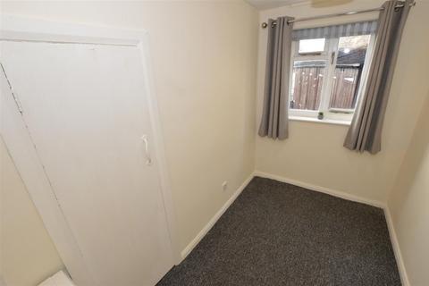 1 bedroom apartment to rent, 7A The Bar, Richmond