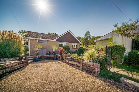 4 bedroom detached bungalow for sale, Augusta Road, Ryde