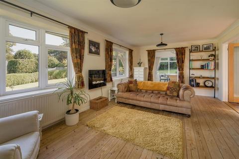 4 bedroom detached bungalow for sale, Augusta Road, Ryde