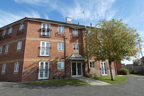 2 bedroom flat to rent, Chassagne Square, Crewe