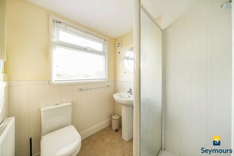 21 Bryanstone Avenue, Guildford, GU2 9UN