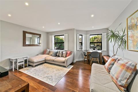 2 bedroom apartment for sale, Coleshill Road, Teddington