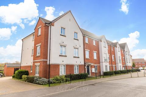 2 bedroom flat for sale, Cornwell Avenue, Crawley RH10