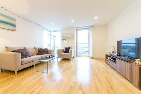 2 bedroom apartment for sale, Distillery Tower, London SE8