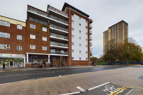 2 bedroom flat for sale, Portsmouth PO1