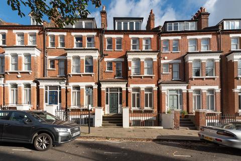 4 bedroom apartment to rent, Primrose Gardens, London, NW3