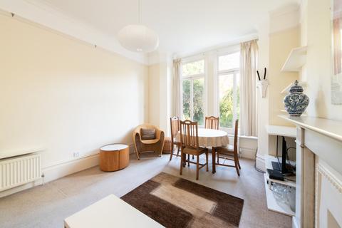 4 bedroom apartment to rent, Primrose Gardens, London, NW3