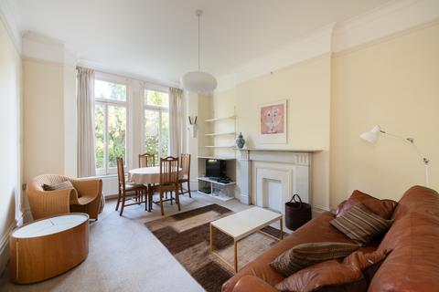 4 bedroom apartment to rent, Primrose Gardens, London, NW3