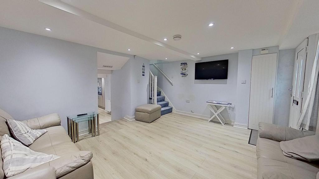 17 George-Street-11132024 162643