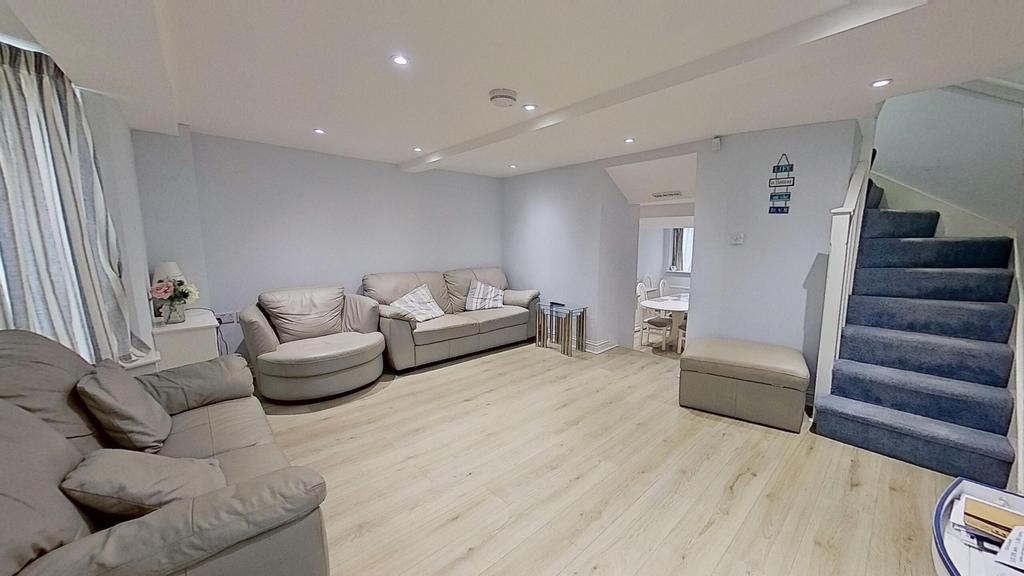 17 George-Street-11132024 162612