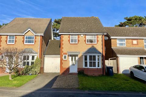 3 bedroom detached house for sale, Aintree Road, Stratford-Upon-Avon CV37