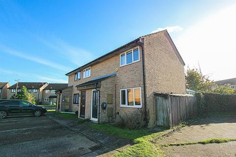 2 bedroom end of terrace house for sale, Fairhaven Close, Cambridge CB25