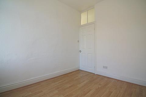 4 bedroom terraced house for sale, Bromet Place, Bradford, BD2