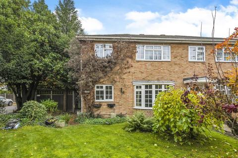 3 bedroom semi-detached house for sale, Albemarle Road, Beckenham