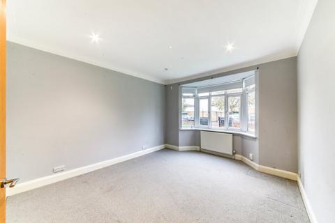 3 bedroom flat for sale, Selhurst New Road, London, SE25