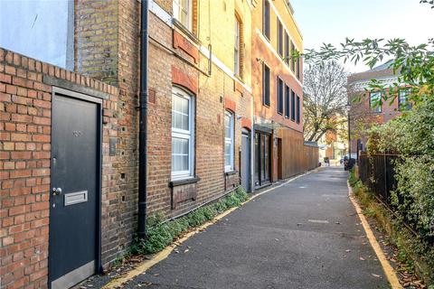 123 Asteys Row, London, N1 2AR