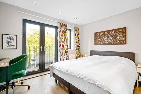 123 Asteys Row, London, N1 2AR