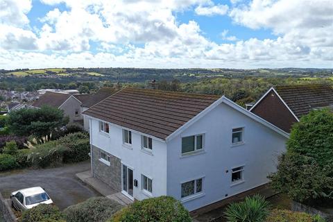 4 bedroom detached house for sale, Lady Park, Tenby